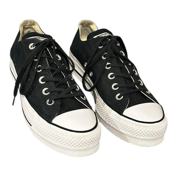 Converse Chuck Taylor All Star Lift Sneakers Black White Women’s Size 9 EC - Picture 1 of 11